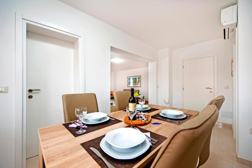 Aria Room And Apartmant Fuga Ровинь Экстерьер фото