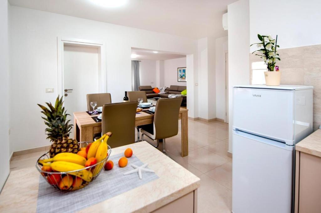 Aria Room And Apartmant Fuga Ровинь Экстерьер фото