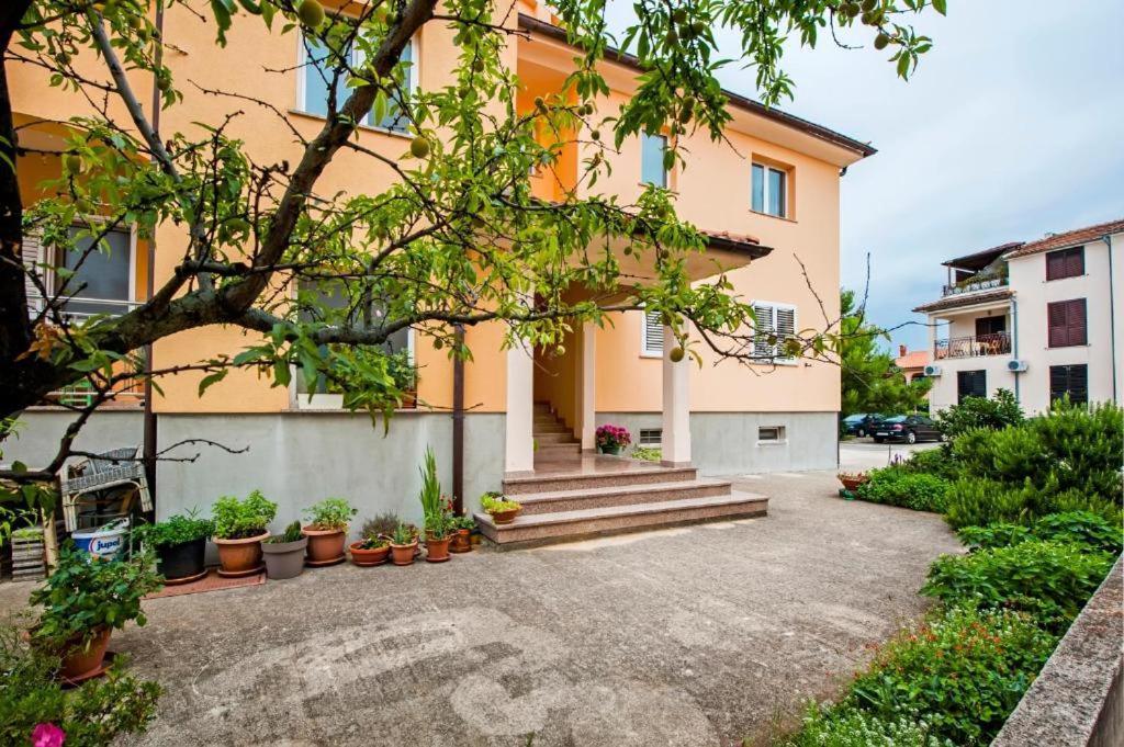 Aria Room And Apartmant Fuga Ровинь Экстерьер фото